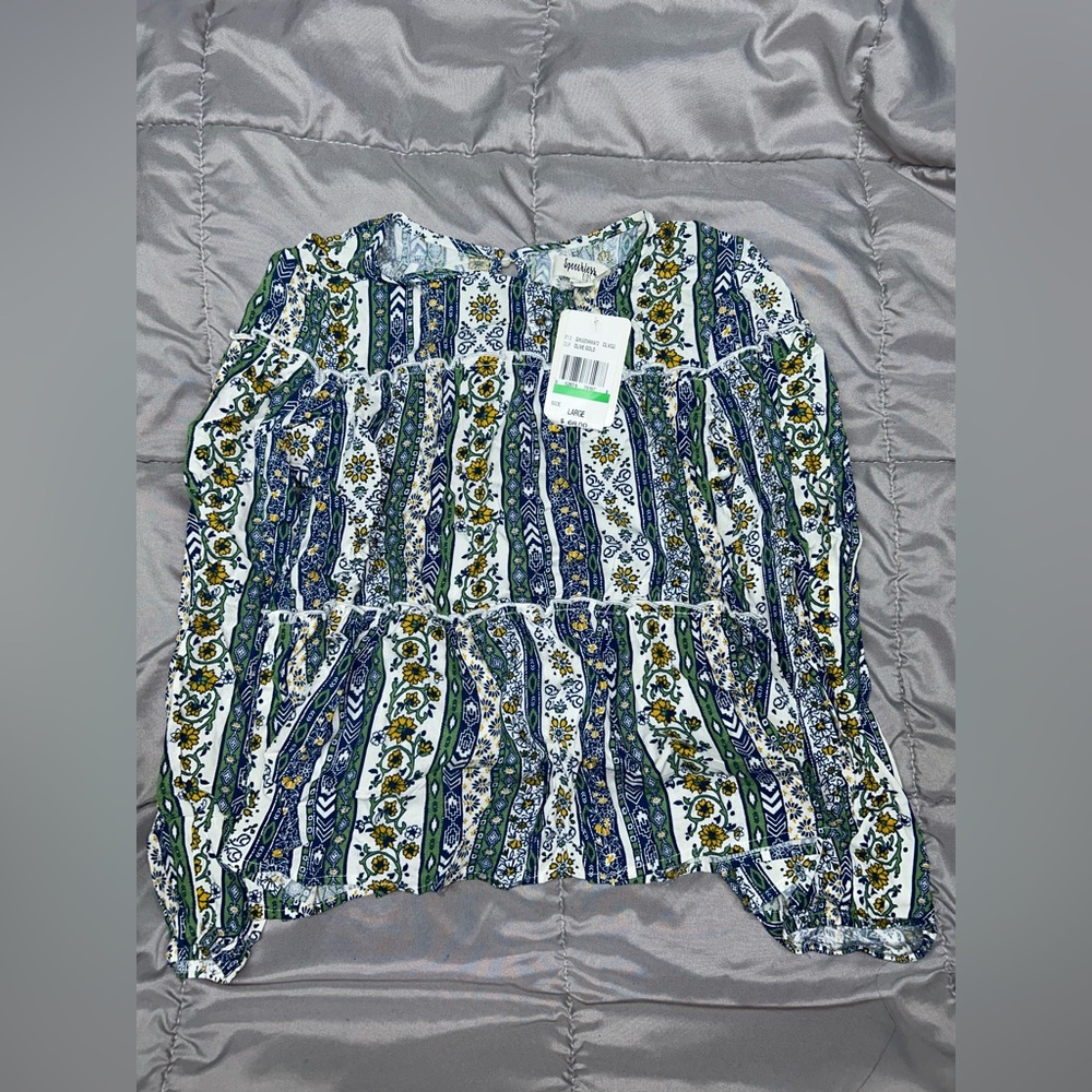 Speechless kids, olive gold, top size large new tag L
